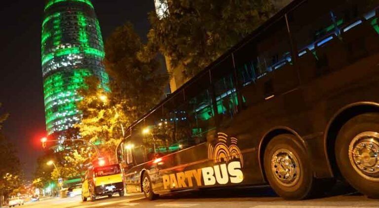 PartyBus Barcelona | Alquiler Limusinas Barcelona | Limusinas Premium