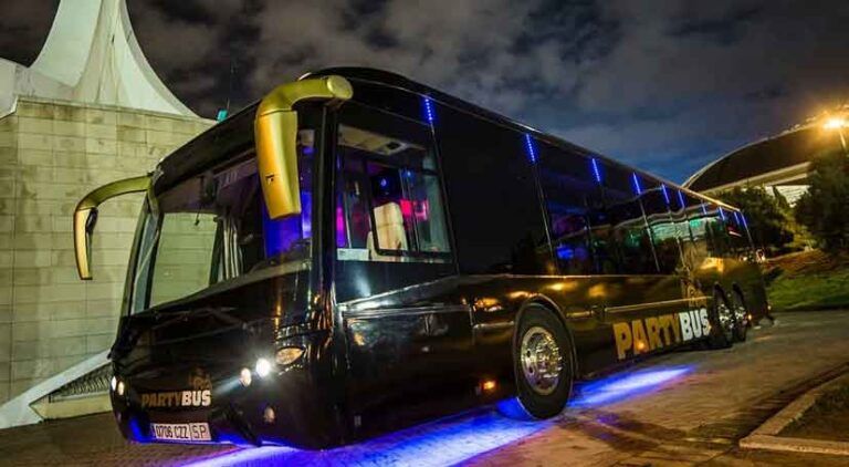 PartyBus Barcelona | Alquiler Limusinas Barcelona | Limusinas Premium