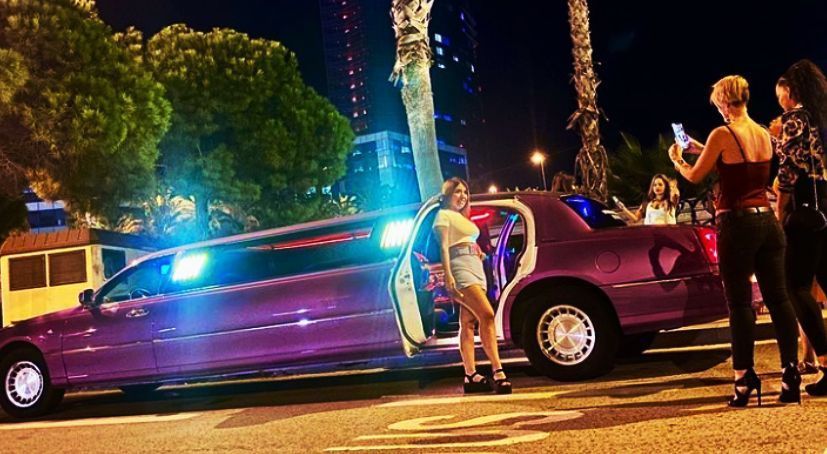 Lincon Fucsia Metalizada | Limusinas y Hummers Barcelona