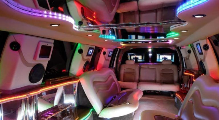 Ford Hummer Blanca | Limusina Hummer | HummerBCN