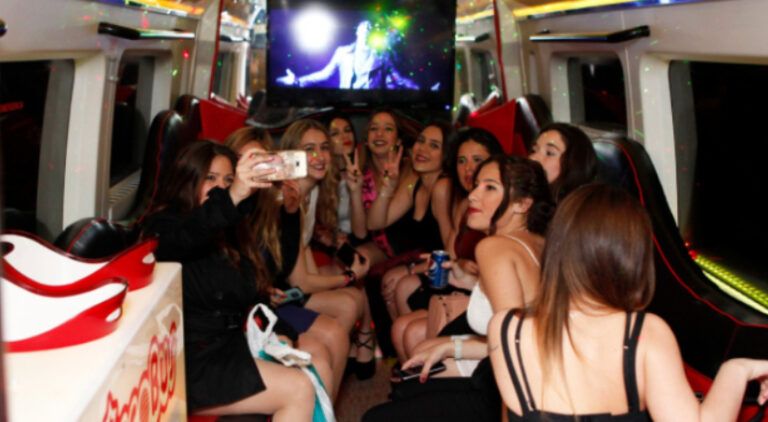 LimoBus Negro | Alquiler Limusinas Barcelona | Limusinas Premium
